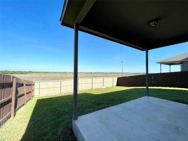 137 Carlina LOOP, Liberty Hill, TX 78642