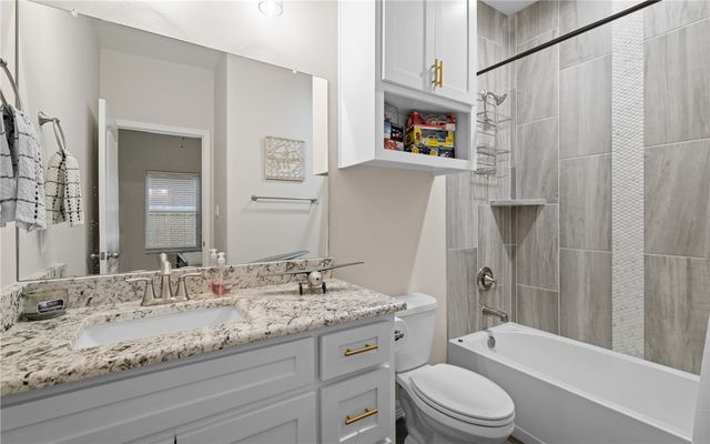 10334 Stone Creek Dr, Corpus Christi, TX 78410