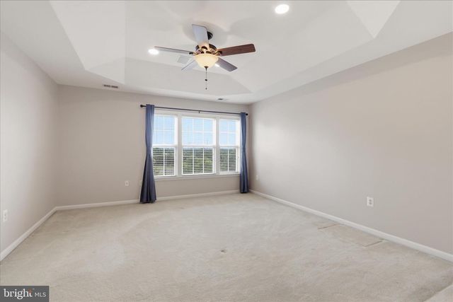 812 SYDNEY TER NE, Leesburg, VA 20176