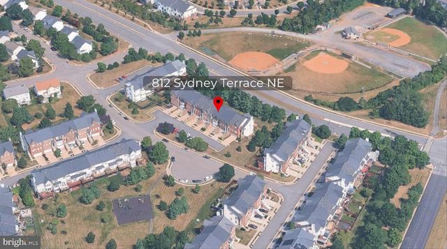 812 SYDNEY TER NE, Leesburg, VA 20176