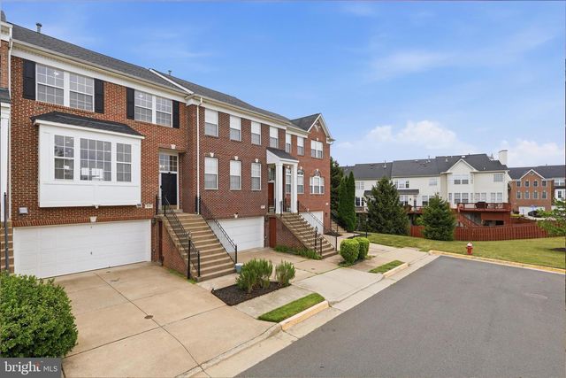 812 SYDNEY TER NE, Leesburg, VA 20176