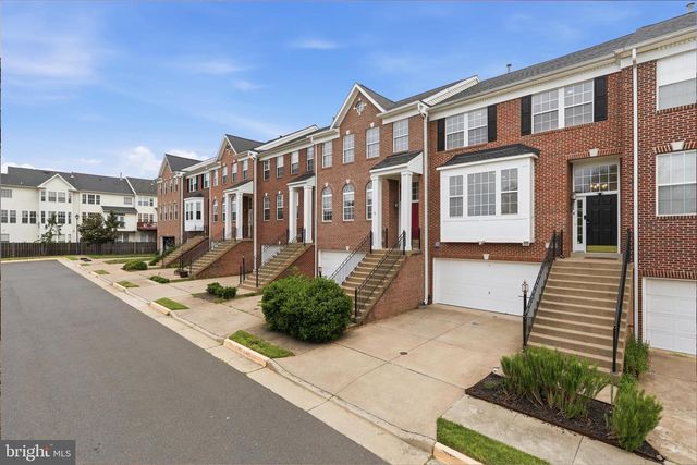 812 SYDNEY TER NE, Leesburg, VA 20176