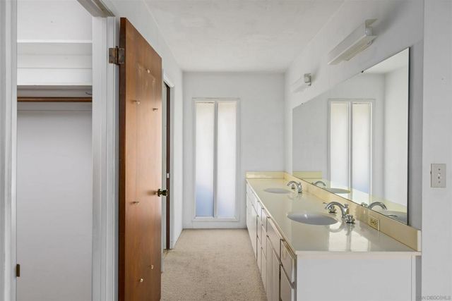 2020 Rodelane, San Diego, CA 92103