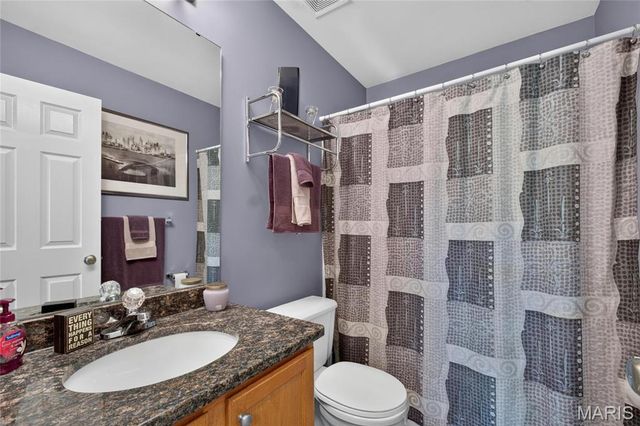 219 Copper Mountain Drive, Fenton, MO 63026