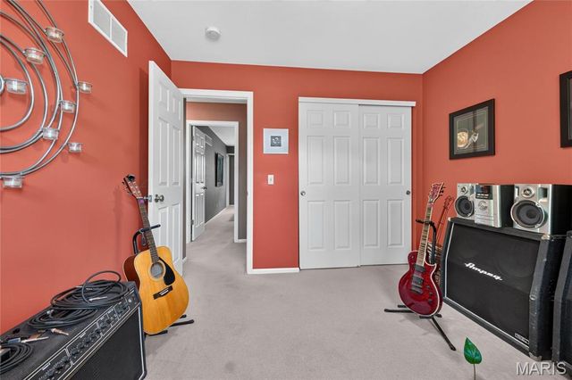 219 Copper Mountain Drive, Fenton, MO 63026