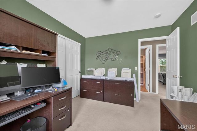 219 Copper Mountain Drive, Fenton, MO 63026