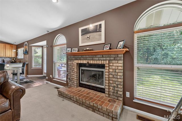 219 Copper Mountain Drive, Fenton, MO 63026