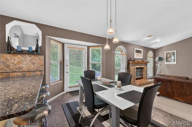 219 Copper Mountain Drive, Fenton, MO 63026