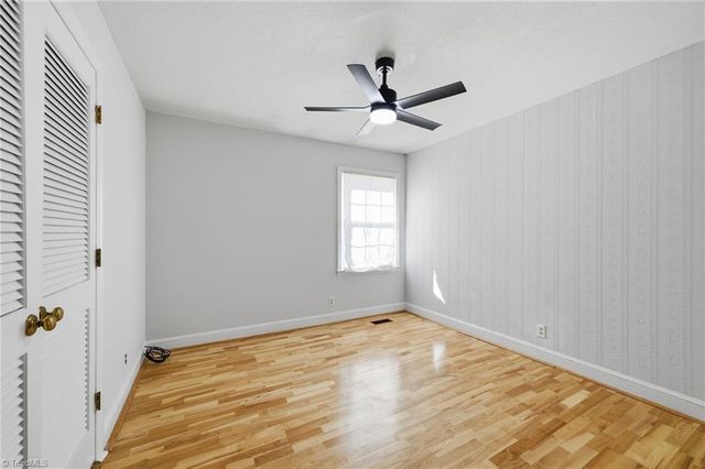 585 Ocala Drive, Winston-salem, NC 27127