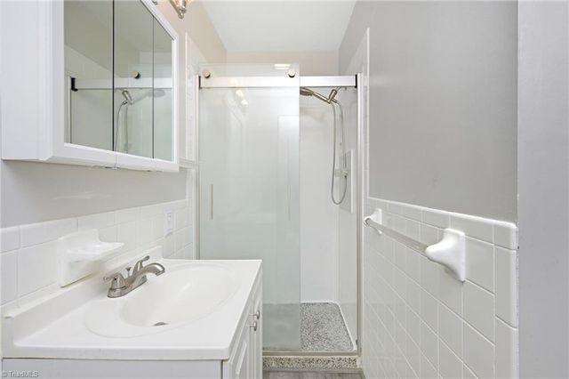 585 Ocala Drive, Winston-salem, NC 27127