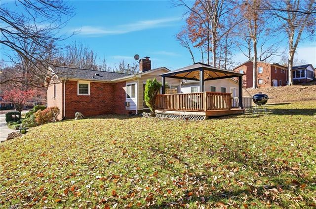 585 Ocala Drive, Winston-salem, NC 27127