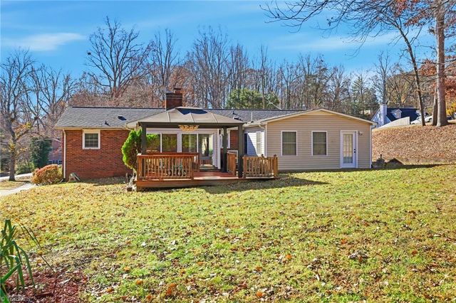 585 Ocala Drive, Winston-salem, NC 27127