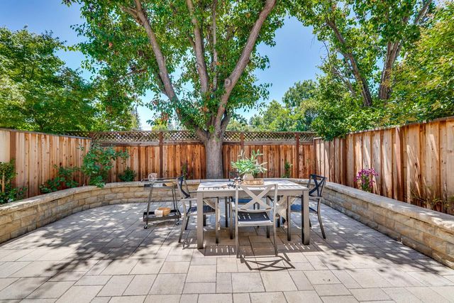71 Tyrella Court, Mountain View, CA 94043
