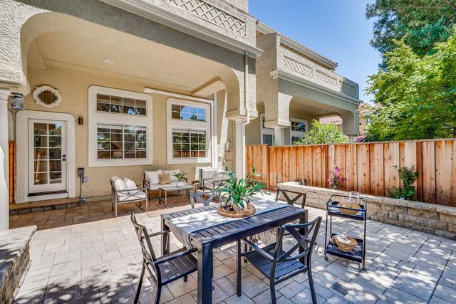 71 Tyrella Court, Mountain View, CA 94043