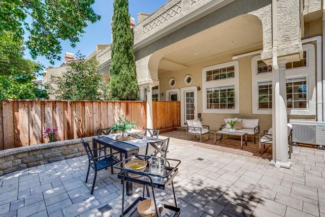 71 Tyrella Court, Mountain View, CA 94043