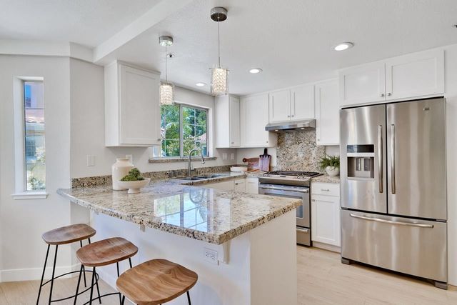 71 Tyrella Court, Mountain View, CA 94043