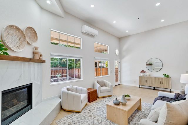 71 Tyrella Court, Mountain View, CA 94043