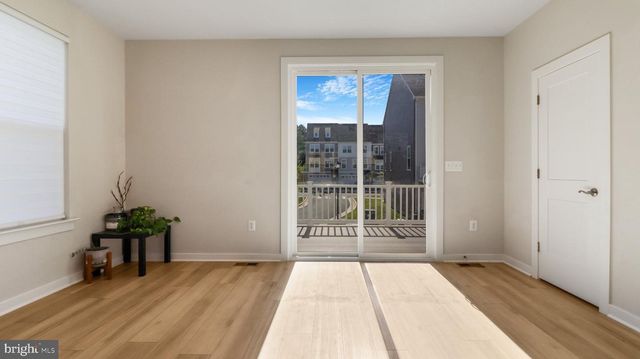 24190 KILBRIDE TER, Sterling, VA 20166