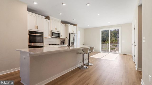 24190 KILBRIDE TER, Sterling, VA 20166