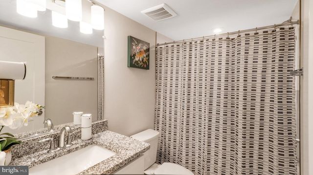 24190 KILBRIDE TER, Sterling, VA 20166