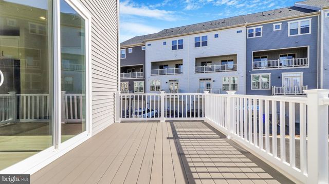24190 KILBRIDE TER, Sterling, VA 20166