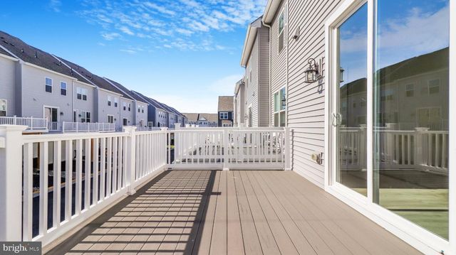 24190 KILBRIDE TER, Sterling, VA 20166