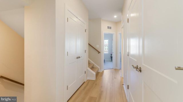 24190 KILBRIDE TER, Sterling, VA 20166