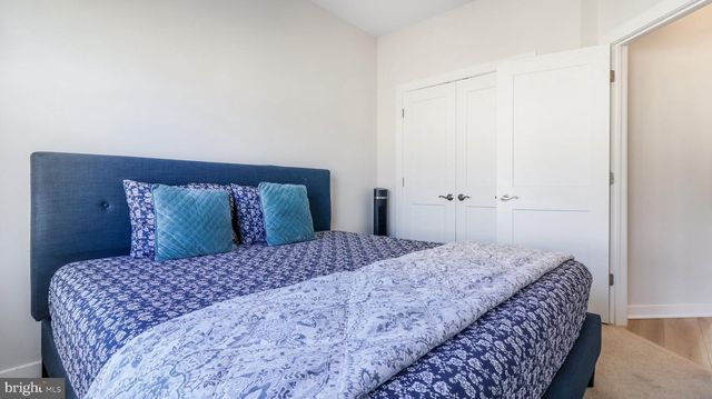 24190 KILBRIDE TER, Sterling, VA 20166