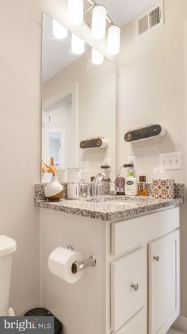 24190 KILBRIDE TER, Sterling, VA 20166