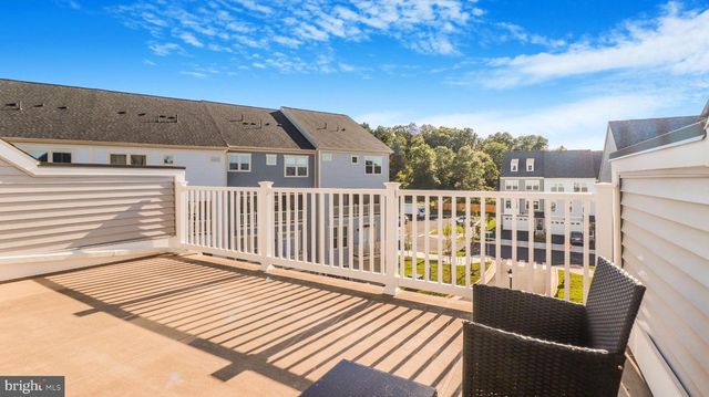 24190 KILBRIDE TER, Sterling, VA 20166