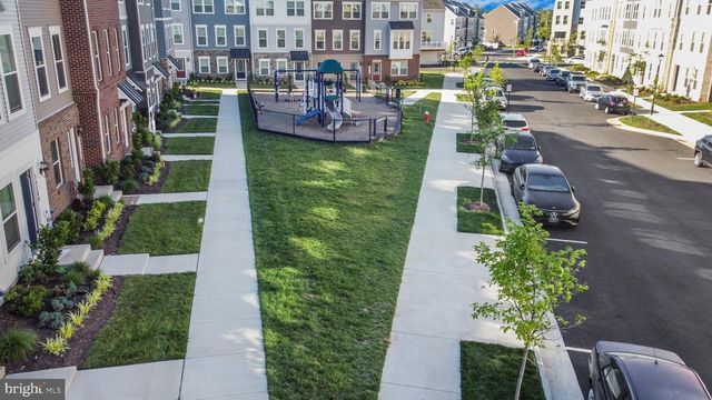 24190 KILBRIDE TER, Sterling, VA 20166