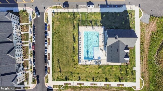 24190 KILBRIDE TER, Sterling, VA 20166
