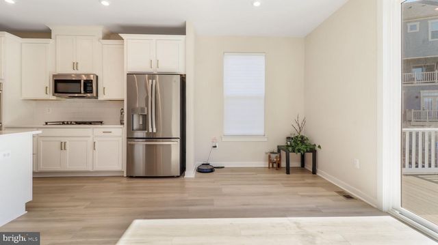 24190 KILBRIDE TER, Sterling, VA 20166