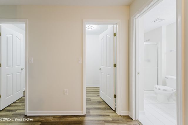 1300 Bee Ln 103, Louisville, KY 40243