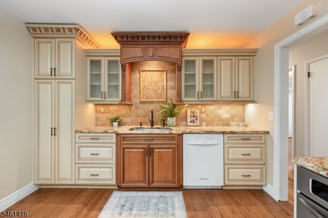 15 Partridge Rd, Hillsborough Twp., NJ 08844