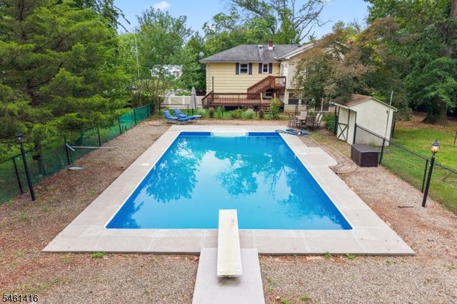 15 Partridge Rd, Hillsborough Twp., NJ 08844