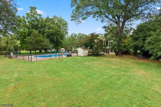 15 Partridge Rd, Hillsborough Twp., NJ 08844