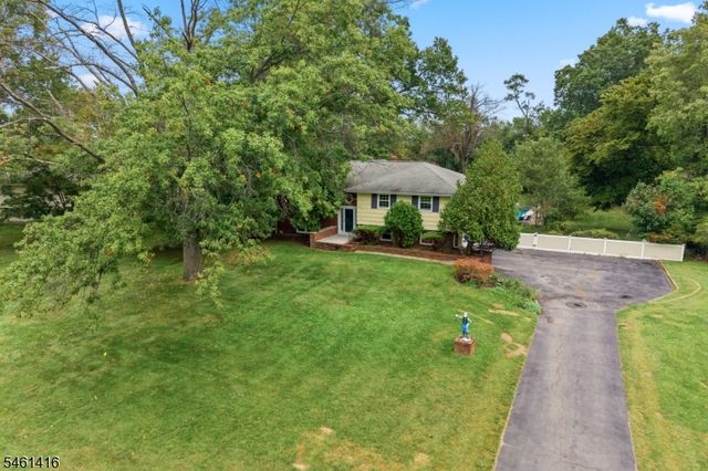 15 Partridge Rd, Hillsborough Twp., NJ 08844