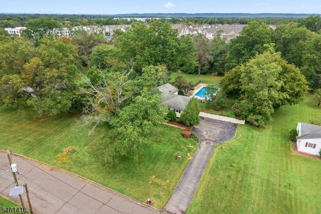 15 Partridge Rd, Hillsborough Twp., NJ 08844