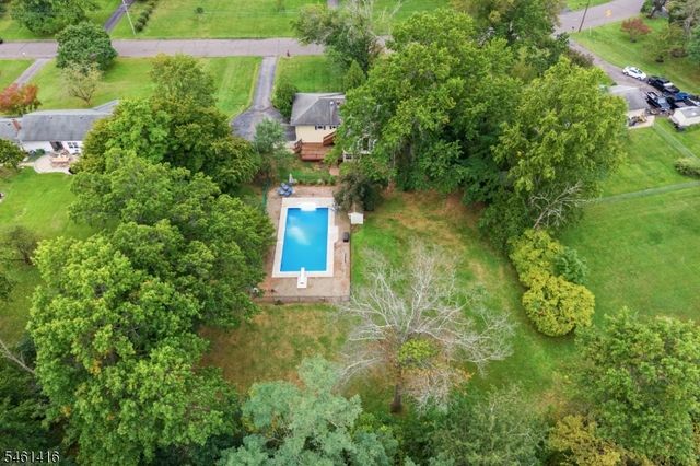 15 Partridge Rd, Hillsborough Twp., NJ 08844