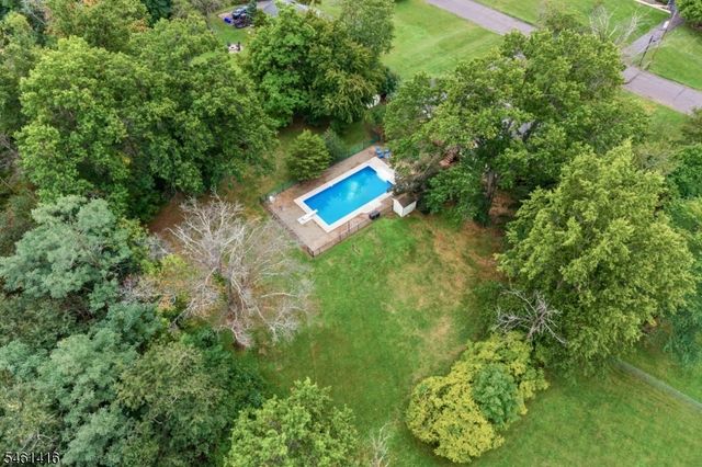 15 Partridge Rd, Hillsborough Twp., NJ 08844