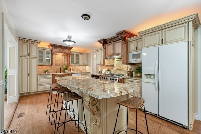 15 Partridge Rd, Hillsborough Twp., NJ 08844