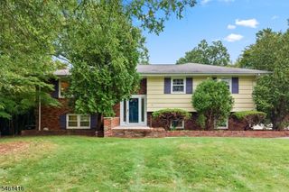 15 Partridge Rd, Hillsborough Twp., NJ 08844