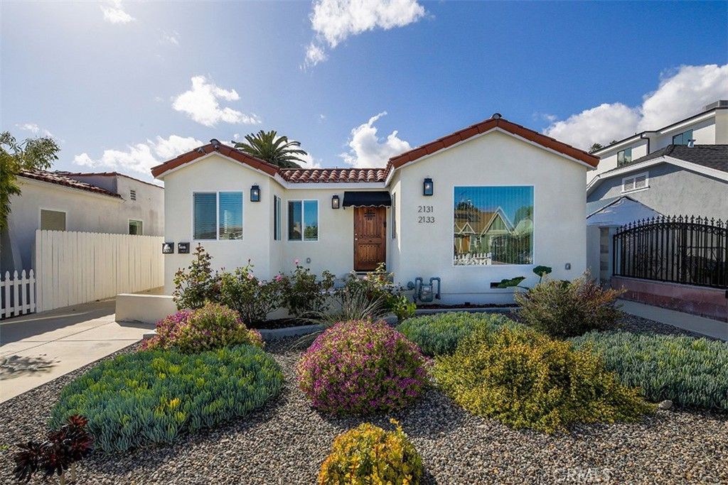 2131 2133 S Cloverdale, Los Angeles, CA 90016