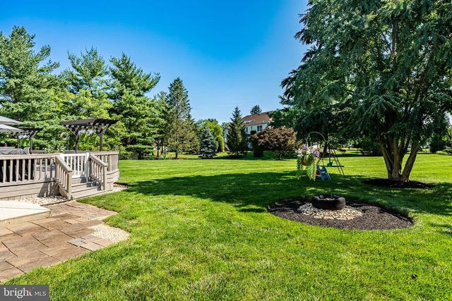 1716 SAINT GEORGES RD, Dresher, PA 19025