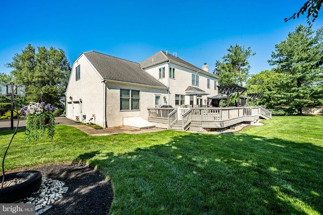 1716 SAINT GEORGES RD, Dresher, PA 19025