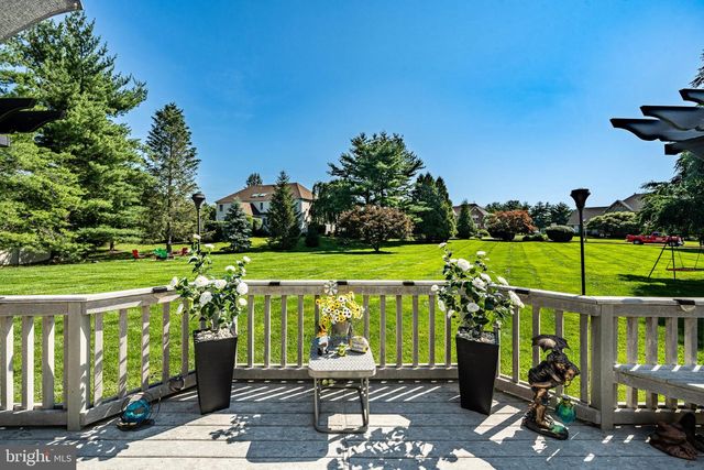 1716 SAINT GEORGES RD, Dresher, PA 19025