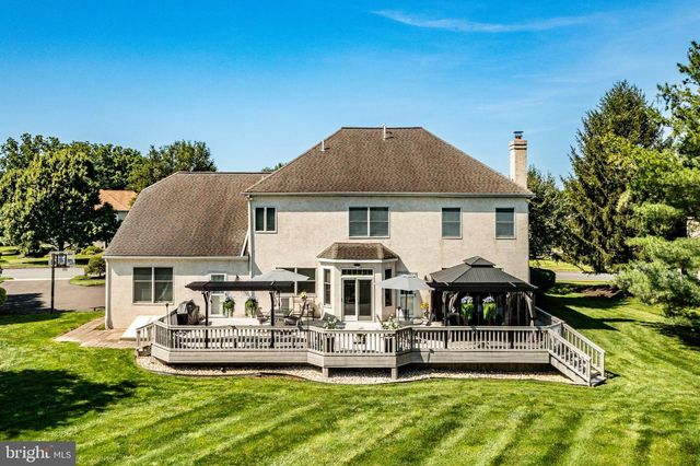 1716 SAINT GEORGES RD, Dresher, PA 19025