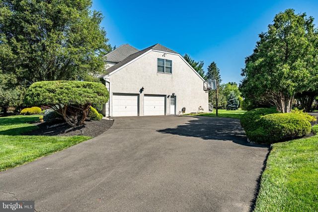 1716 SAINT GEORGES RD, Dresher, PA 19025