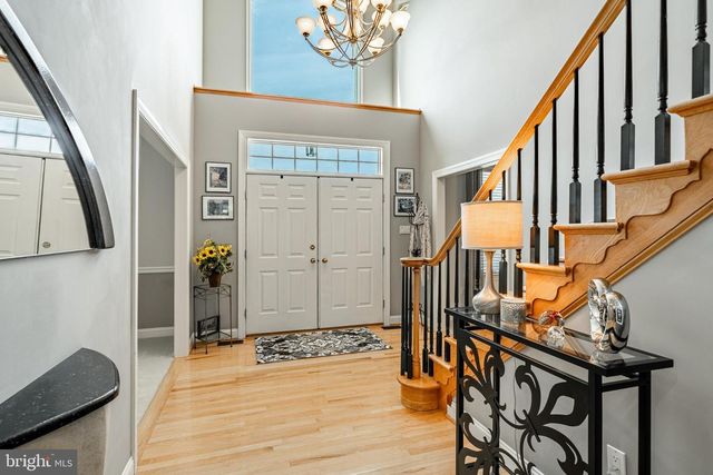 1716 SAINT GEORGES RD, Dresher, PA 19025